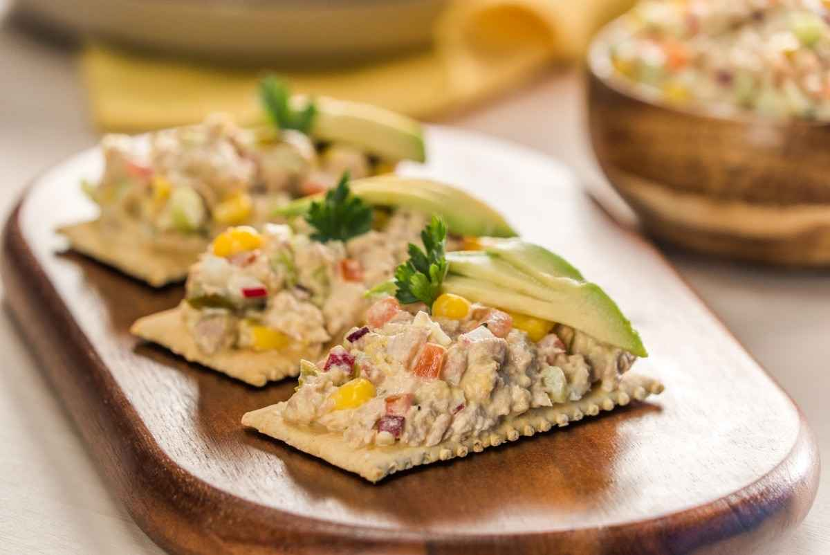 GALLETA CON ATúN